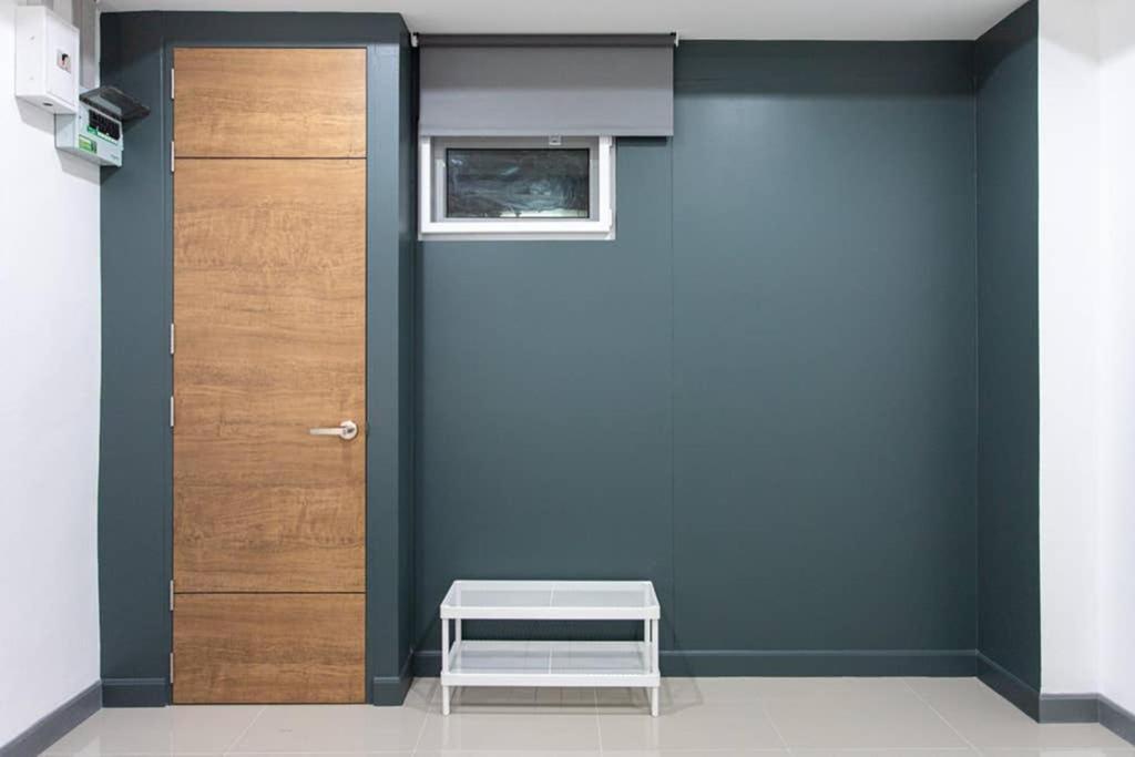 P1 Silom Pan Large Room Full Kitchen Wifi 4-6Pax 방콕 외부 사진